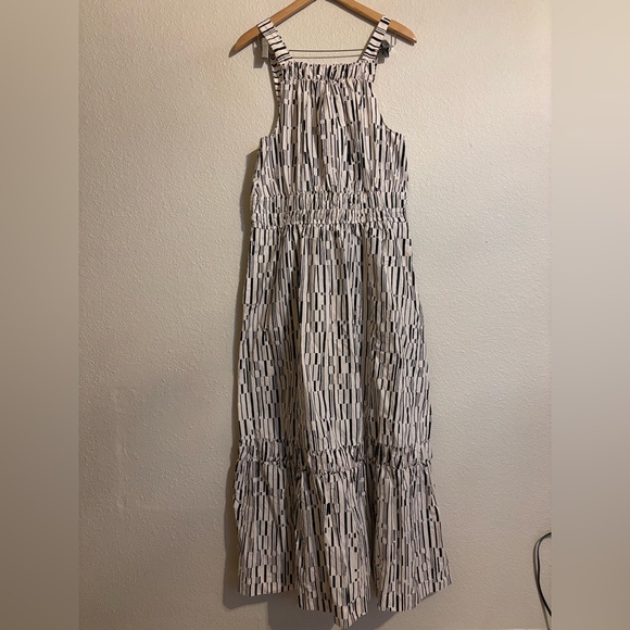 The Somerset Maxi Dress: Poplin Halter Edition - Picture 4 of 15